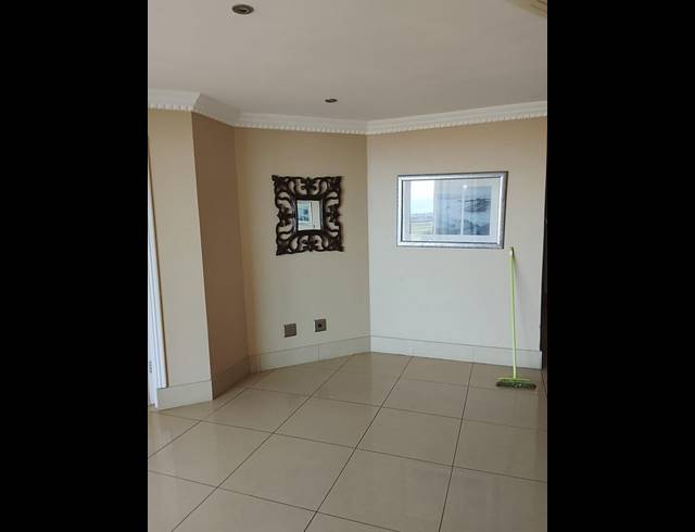 2 BEDROOM APARTMENT FOR SALE IN POINT WATERFRONT